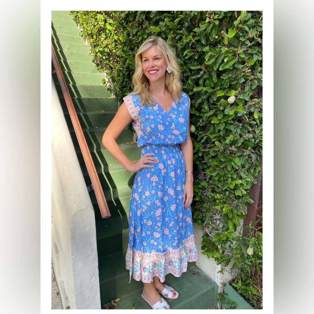 Walker & Wade Sky Blue floral “Allison” midi dress.